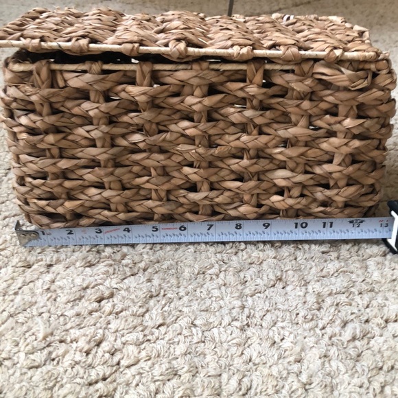 Wicker storage box - Picture 3 of 5